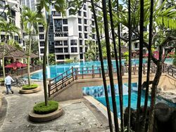 Glendale Park (D23), Condominium #589430481